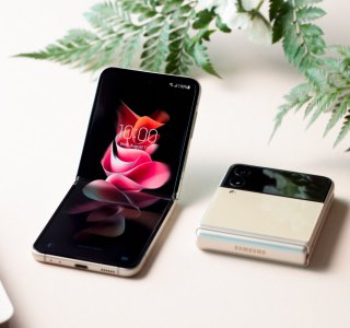 Samsung Galaxy Z Flip 3 officialisé : le pliant se fait moins élitiste