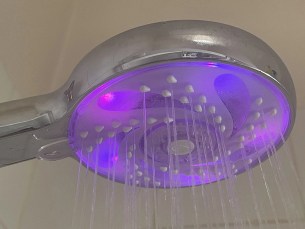 Puis passe au violet de 20 L à 30 L // Source : Frandroid - Yazid Amer