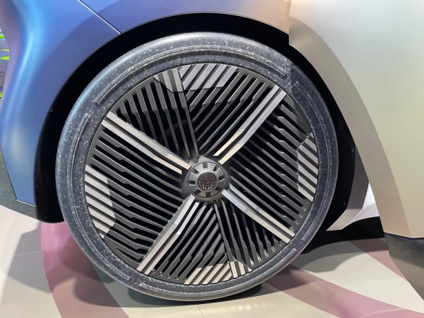 BMW Concept i Vision Circular