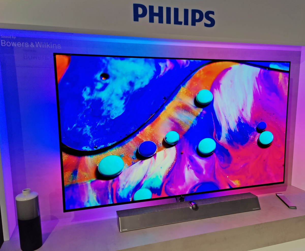 philips_OLED936_details_00