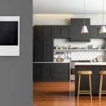 Classe 300EOS : le 1er portier vidéo avec Alexa qui pilote aussi tous vos objets connectés Classe 300EOS : le 1er portier vidéo avec Alexa qui pilote aussi tous vos objets connectés