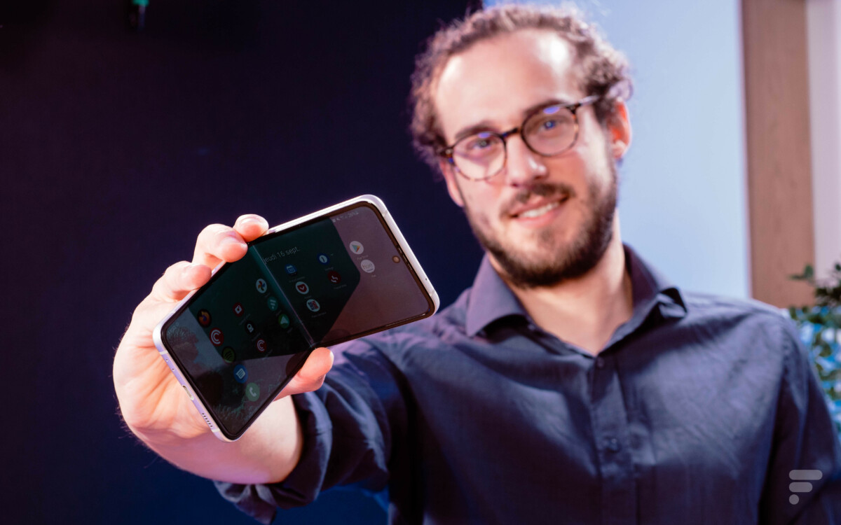 Samsung Galaxy Z Flip 3