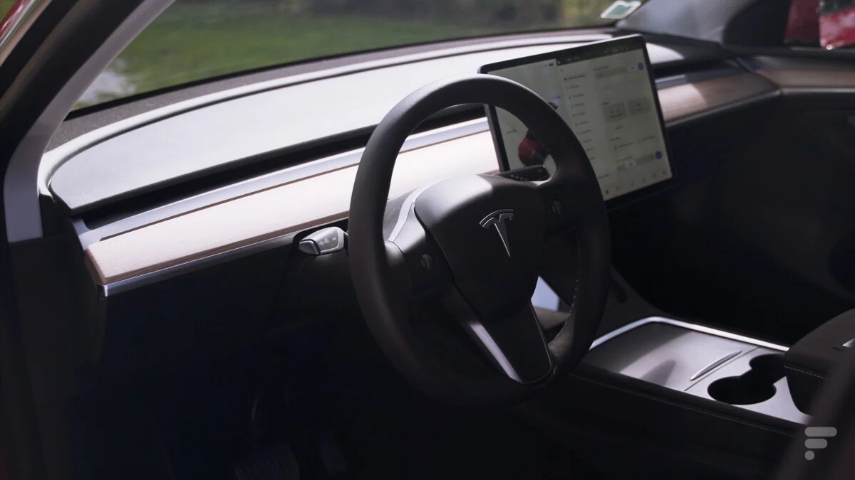 Tesla Model Y test (18)