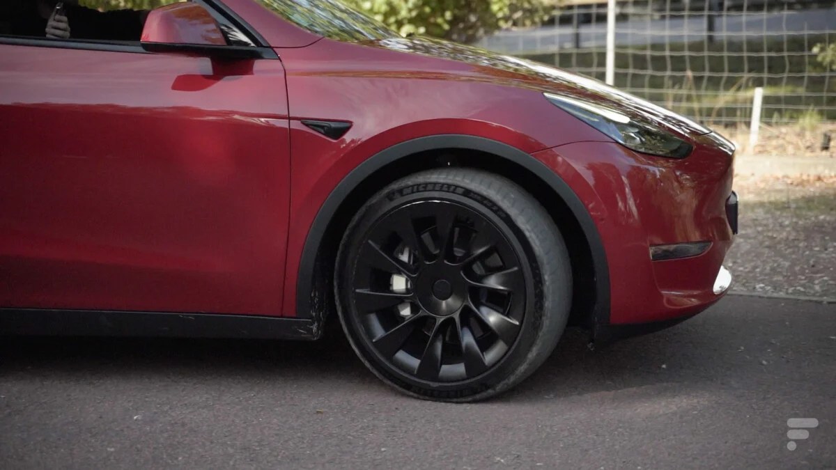 Tesla Model Y test (21)