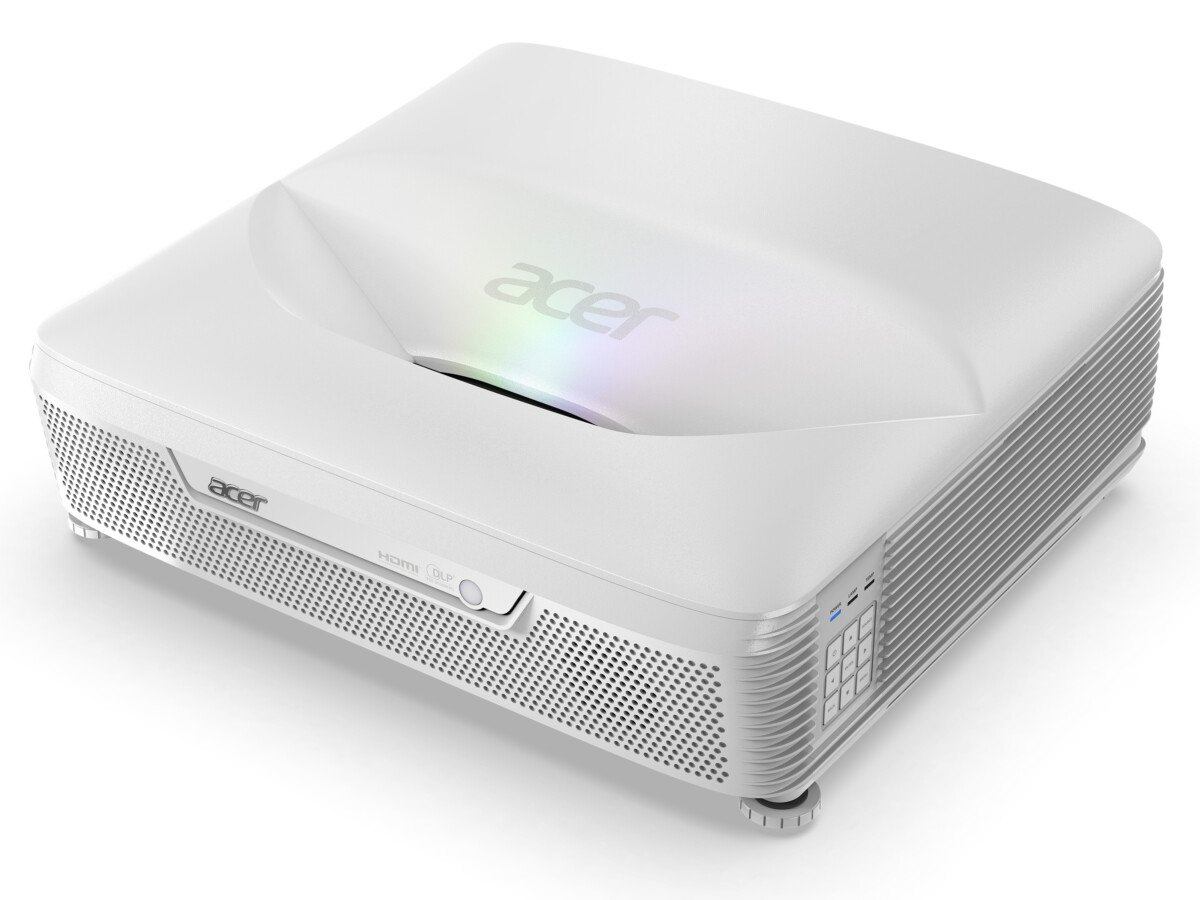 Acer-L811-01