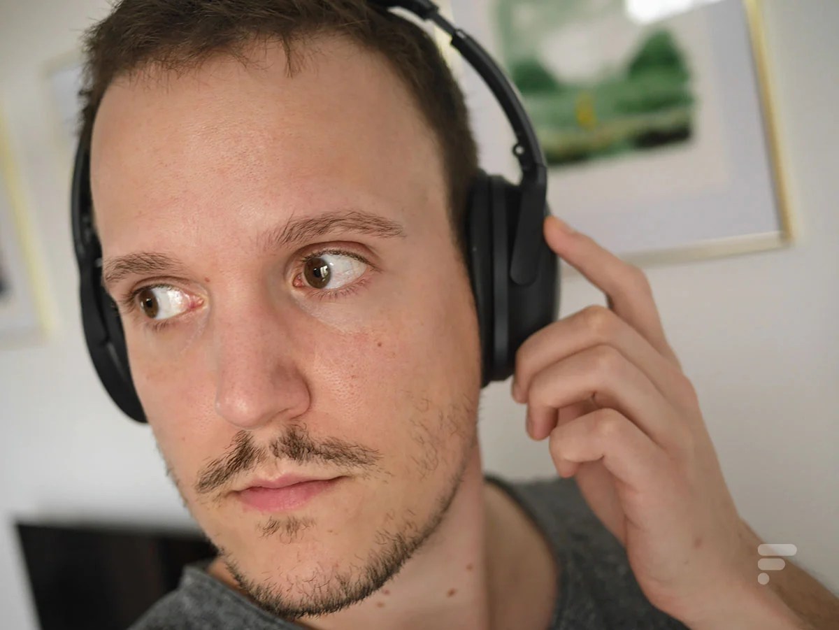 Passer du mode transparent à la réduction de bruit est aussi simple qu'un appui de bouton sur le Bose QC45