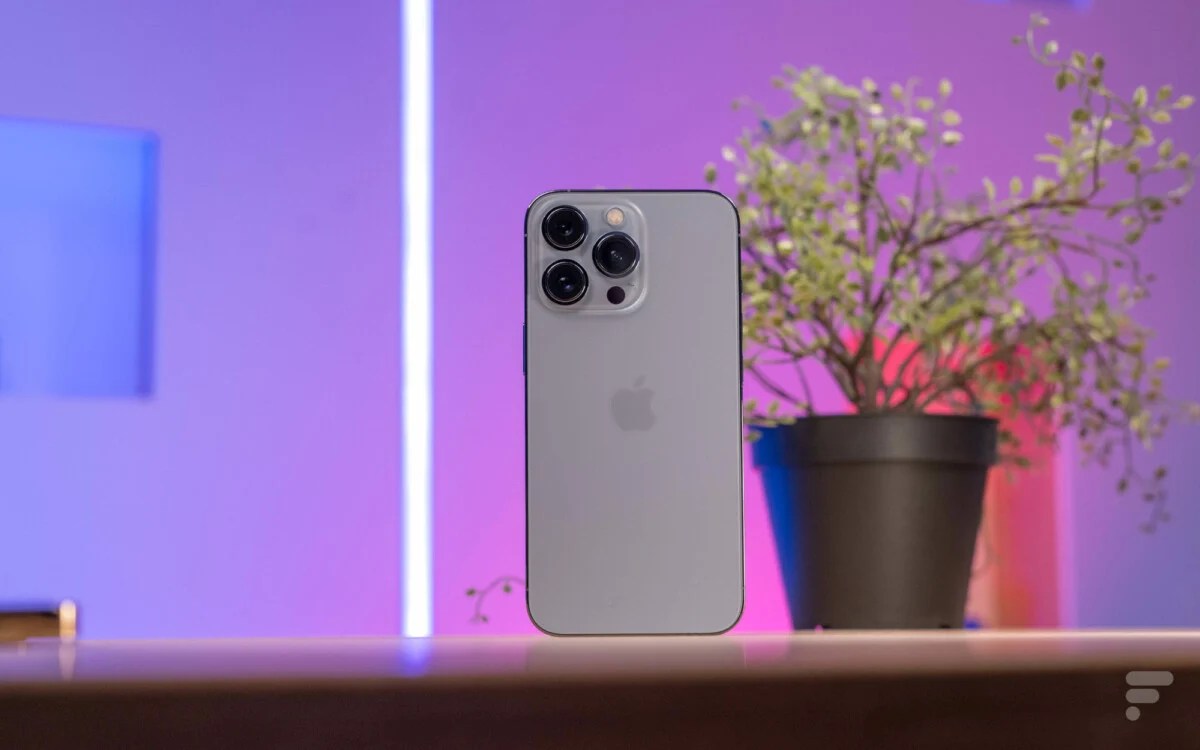 Le dos mat de l'iPhone 13 Pro
