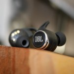 Test des JBL Reflect Flow Pro : des écouteurs endurants, mais un format encombrant