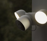 La caméra Google Nest Cam avec projecteur // Source : Google