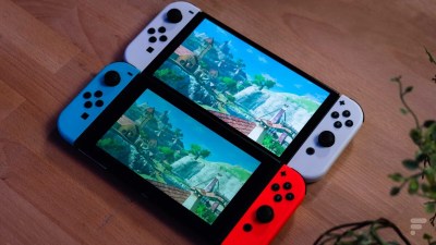 L'écran de la Nintendo Switch OLED a moins de bordures // Source : Anthony Wonner - Frandroid