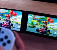 L'écran de la Nintendo Switch OLED ressort plus que celui du tout premier modèle // Source : Anthony Wonner - Frandroid