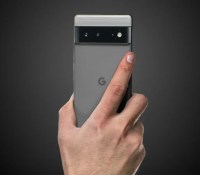 Le Google Pixel 6 Pro en main // Source : Arnaud Gelineau - Frandroid