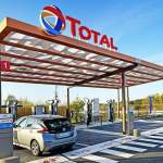 « Allez vers le véhicule électrique » : la surprenante déclaration du patron de TotalEnergies aux automobilistes