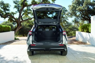 Toyota bZ4X - Frandroid - 2021 - toy-bz4x-2021-prelaunch-hub-brand-img-detail-interior-071