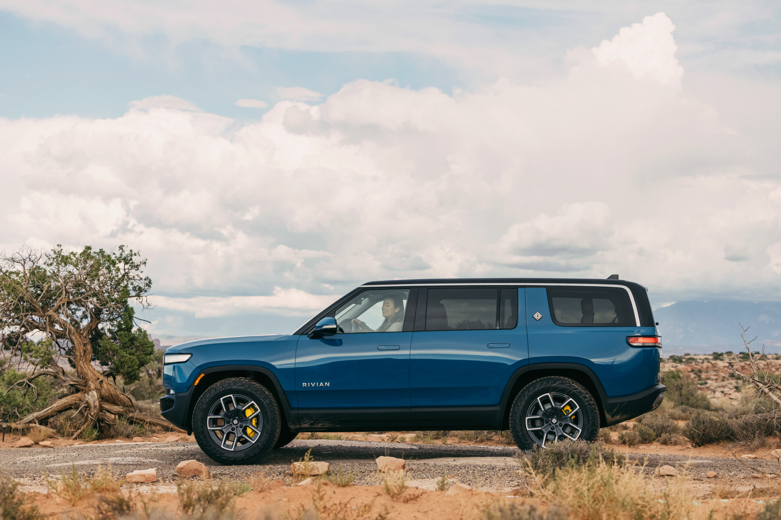 Rivian R1S (Rivian 1 SUV)