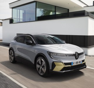 Renault Mégane E-Tech : on connaît ses prix en France, et ils sont agressifs