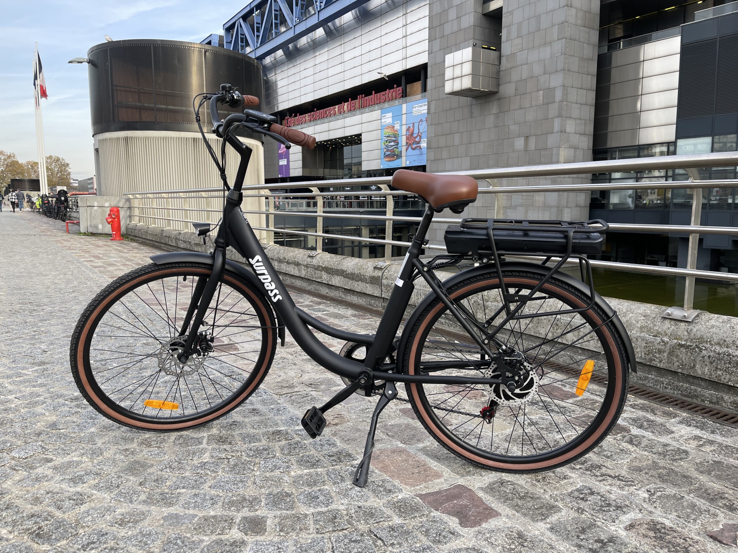 Vélo électrique Surpass : nous avons essayé le dernier modèle à moins de 600 euros