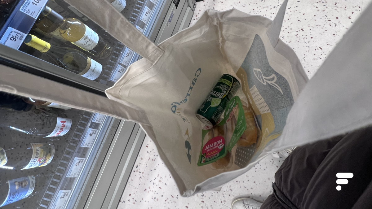 Vous mettez les produits dans votre sac et ils apparaissent sur votre ticket de caisse // Source : FRANDROID - Melinda DAVAN-SOULAS