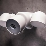 Test de la Nest Cam avec projecteur : pleins phares, mais service minimum Test de la Nest Cam avec projecteur : pleins phares, mais service minimum