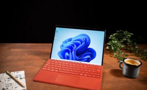 Microsoft Surface Pro 8 : le pack tablette + clavier est 430 € moins cher