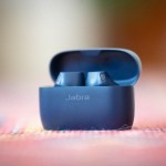 Les Jabra Elite 4 Active et cet accessoire de running sont en promotion dans un pack sportif