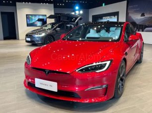 TEsla-Model-S-2022-update-2