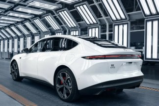 Nio ET5: the 100% electric sedan with 1,000 kilometers of autonomy has entered production