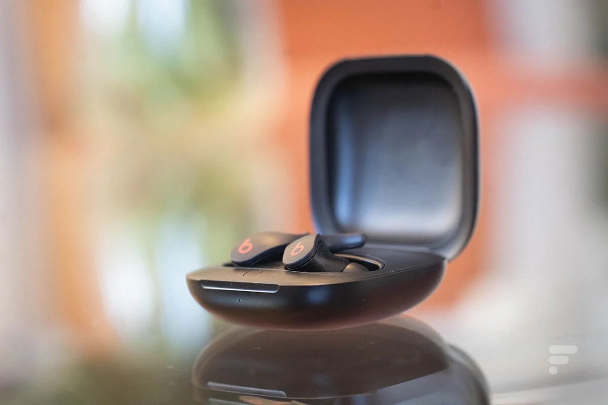 Les Beats Fit Pro dans leur boîtier