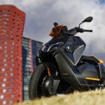 Bonne nouvelle, l’excellent scooter électrique BMW CE 04 baisse considérablement de prix grâce à ce double bonus