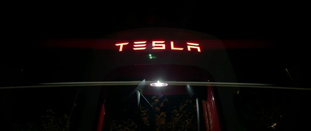 SUV Tesla
