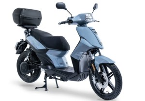 ZEWAY : découvrez son scooter électrique 125cc à batterie interchangeable