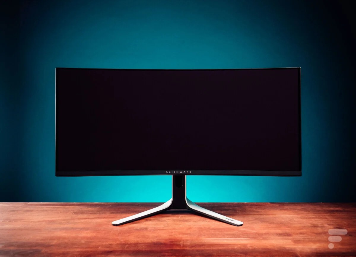 Alienware AW3423DW QD-OLED 2022 (1)