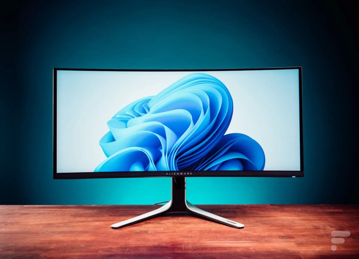 Alienware AW3423DW QD-OLED 2022 (2)