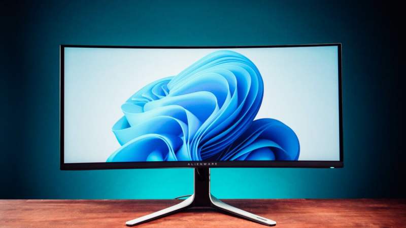 Pour son prochain moniteur gaming OLED, LG passerait commande à son pire ennemi