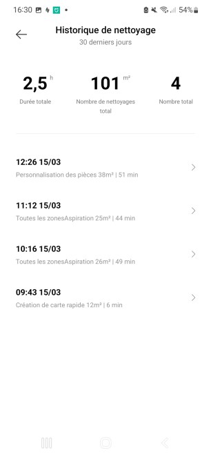En parcourant l'Historique de nettoyage vous visualiserez en chiffre comment travaille votre robot // Source : Yazid Amer - Frandroid