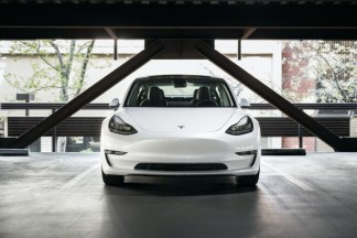 Tesla Model 3 : pourquoi la petite hausse de prix signe la fin d’une époque en France