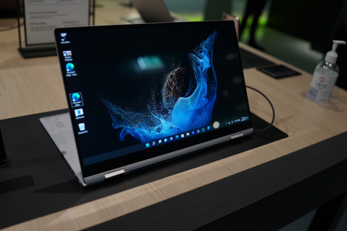 Samsung Galaxy Book 2 360 – MWC 2022 – Frandroid – DSC01436