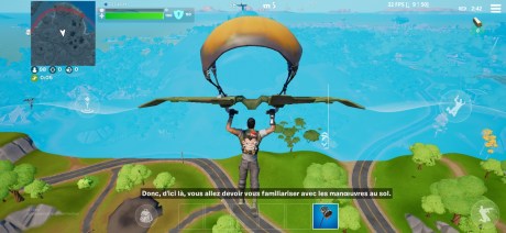 Fortnite sur le S22 Ultra affiche une brume bleue très étrange. // Source : Frandroid