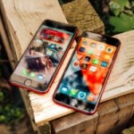 A gauche, l'iPhone SE 2020 - A droite, l'iPhone SE 2022 // Source : FRANDROID - Anthony WONNER
