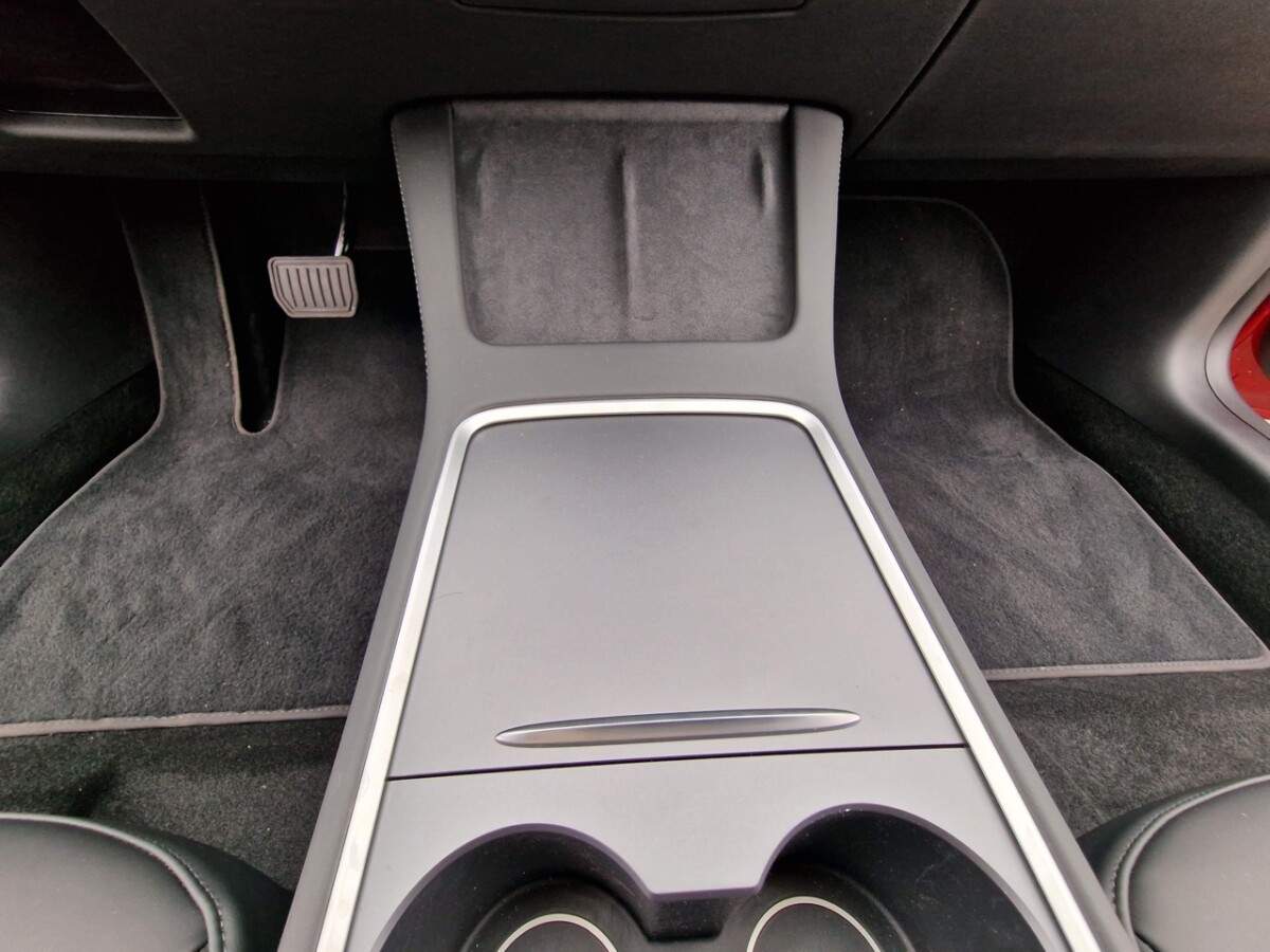 Test de la Tesla Model 3 Propulsion (2022) : toujours la reine des berlines électriques