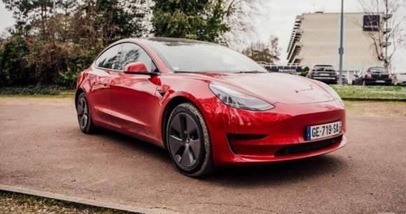 Tesla Model 3 // Source : Anthony Wonner - Frandroid