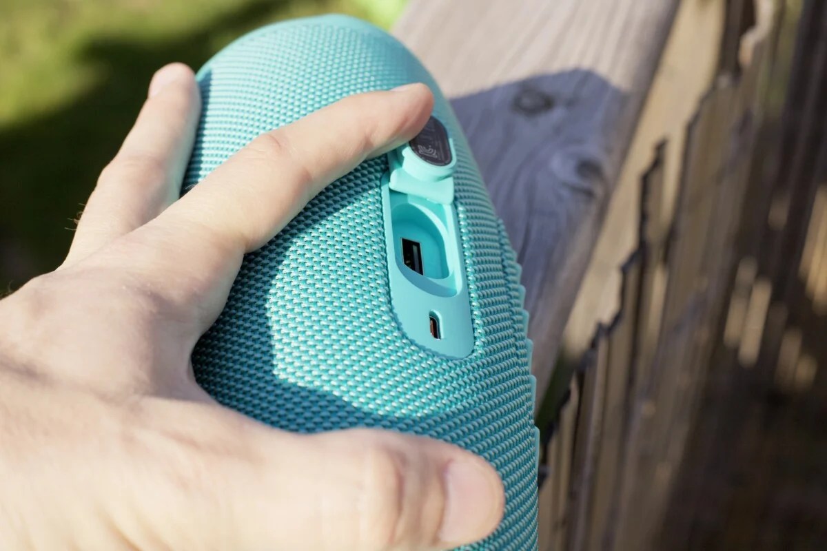 Test JBL Charge 5