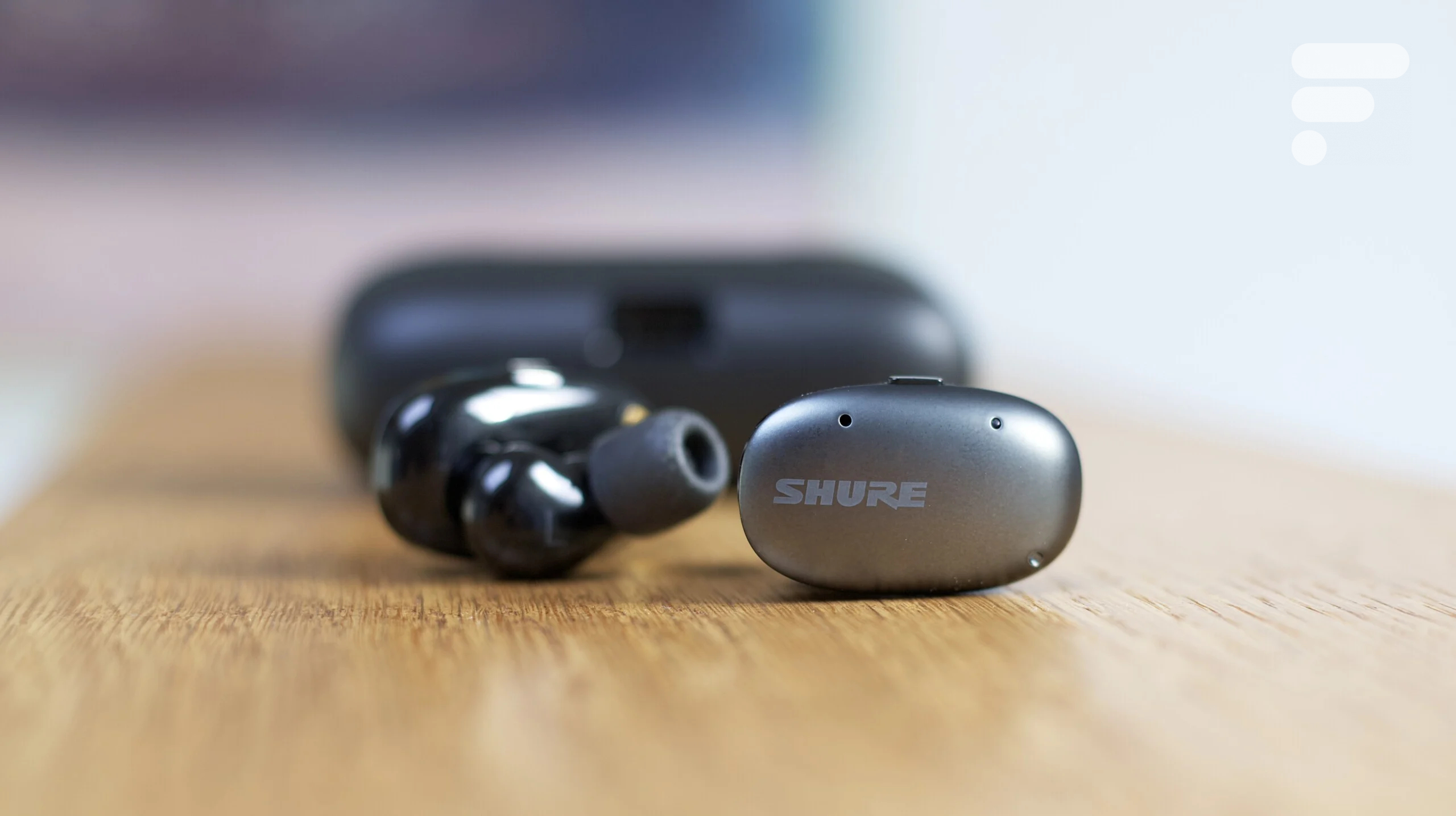 Shure Aonic Free