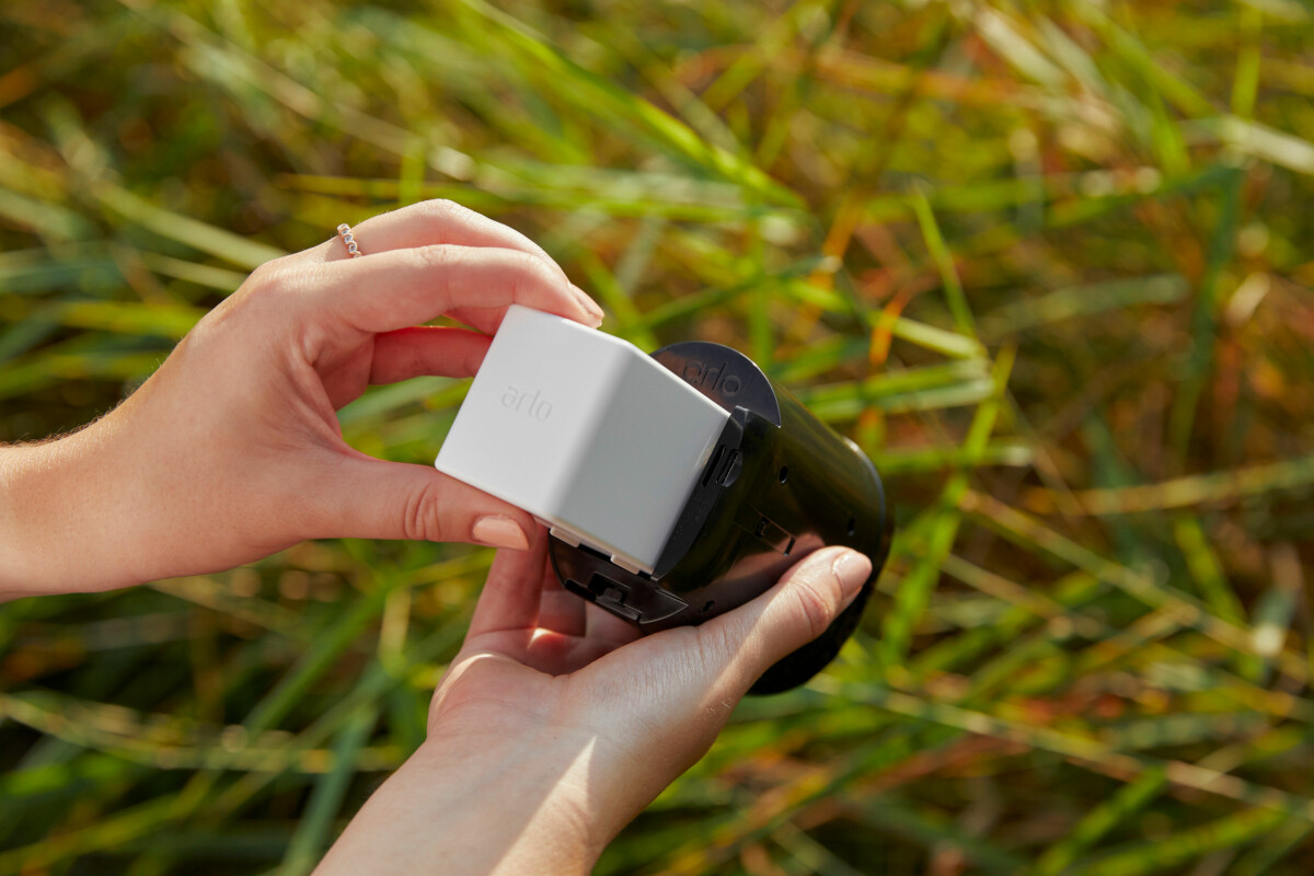 Arlo Go 2, la caméra d’extérieur qui mise sur la 4G et le Wi-Fi