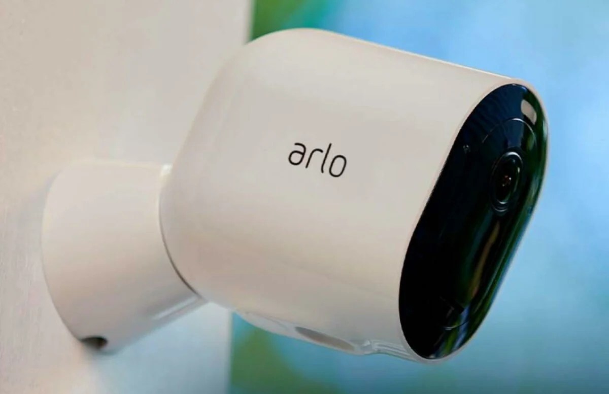Arlo Pro 4 (1)