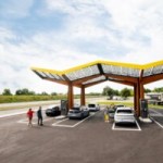 Fastned, un réseau de bornes de recharge rapide, accélère son développement sur les autoroutes françaises