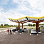 Fastned : votre voiture électrique va pouvoir goûter à la charge rapide en ville