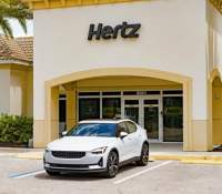 Hertz mise beaucoup sur la location de voitures électriques // Source : Hertz