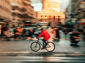 Les meilleurs accessoires vélo pour rouler en sécurité en ville
