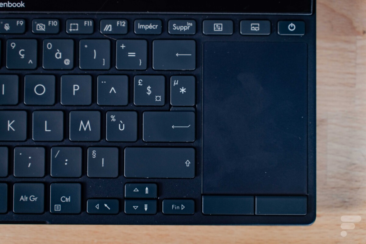 Asus Zenbook Pro 14 Duo Oled 2022 test (12)